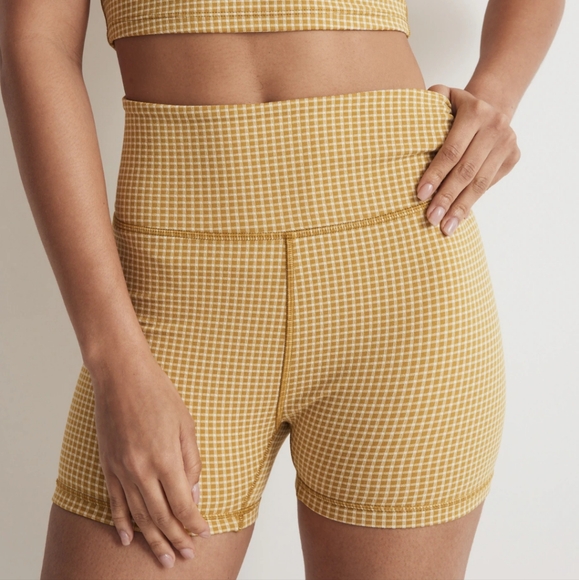 Sold On M! NWT Madewell Flex High Rise Biker Shorts in Gingham - Picture 1 of 14